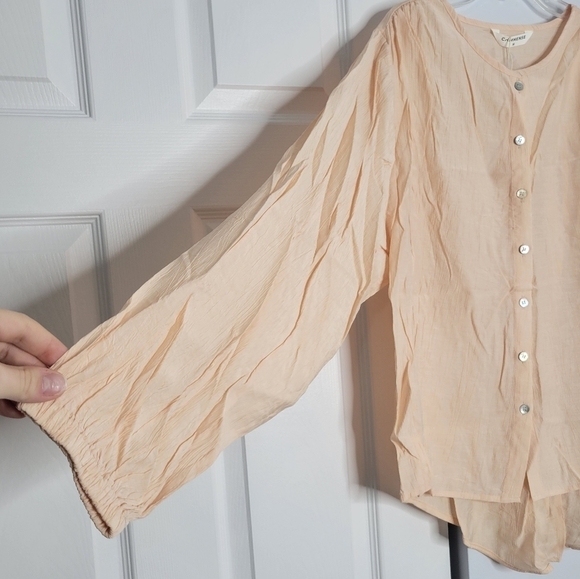 SOLD -NWT Commense 2-Piece Apricot Textured Long-Sleeve Button-Down Top & Shorts - Picture 6 of 10